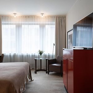 Deluxe Zimmer mit Kingsize-Bett