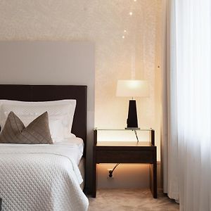 Superior Zimmer mit Kingsize-Bett